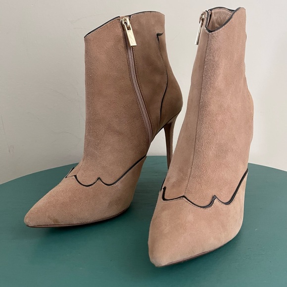 COPY - Raye suede leather boots size 37,5 (7) org $399 great condition - Picture 6 of 14